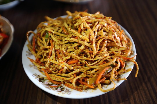 涼拌干絲