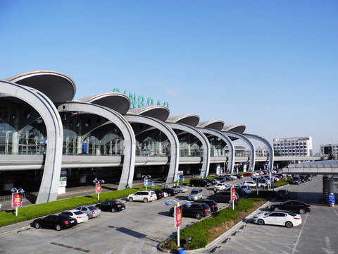 青島流亭國(guó)際機(jī)場(chǎng)候機(jī)樓