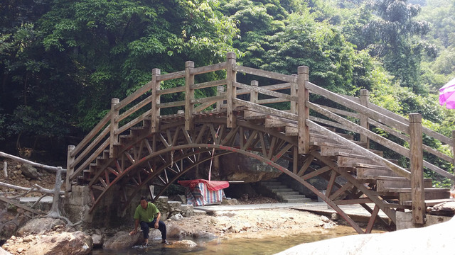 木橋