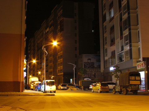 夜晚的街景