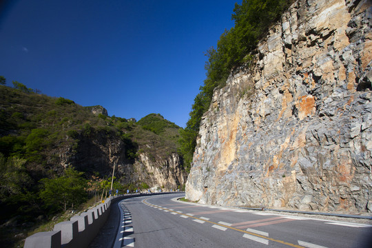 山路