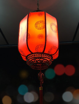 中國(guó)風(fēng)紅燈籠