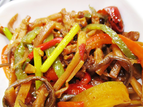 香爆蘿卜干肉絲 香辣爆炒瘦肉絲