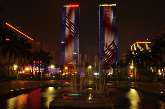 萬(wàn)達(dá)廣場(chǎng)夜景