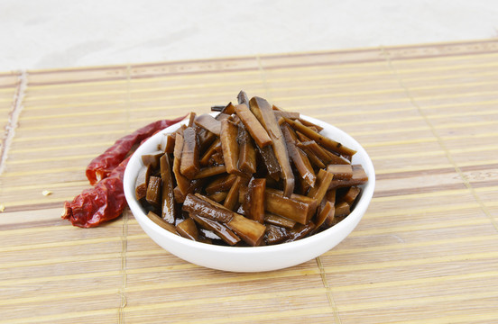 咸菜疙瘩