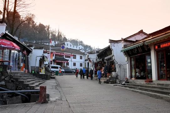 九華山風光 九華街景區(qū)