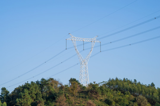 電線塔