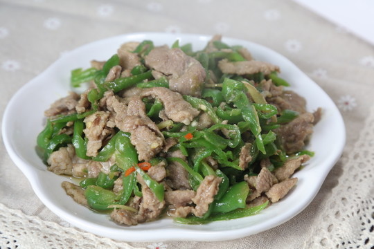 青椒炒肉片