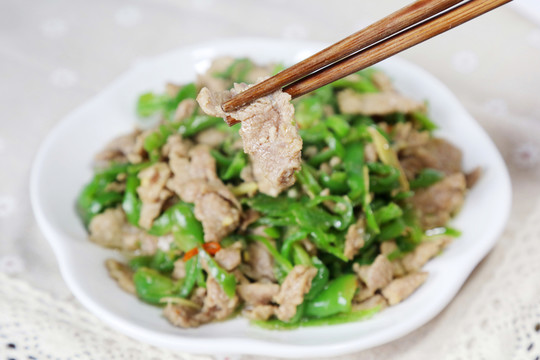 青椒炒肉片特寫