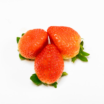 一堆草莓