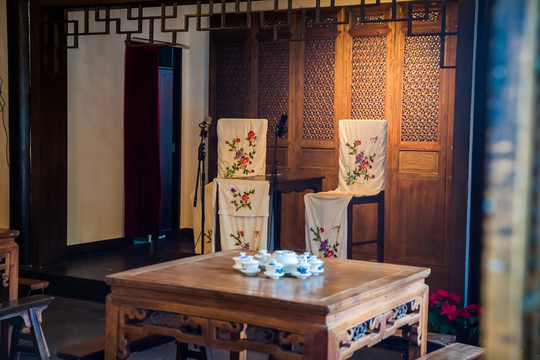 評(píng)彈