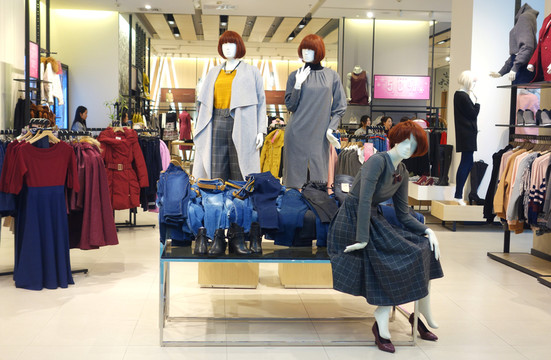 女裝專賣店