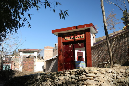 農(nóng)家院門