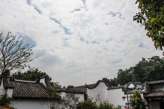 于山