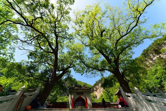 高山 山川 層疊 山峰 遠(yuǎn)山