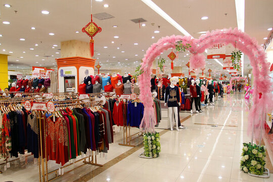 服裝賣場(chǎng) 賣場(chǎng)裝飾 新品上市