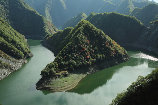 湖光山色