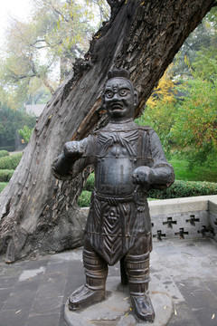 武士雕像