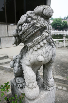 石獅子