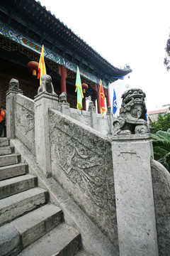 石獅子