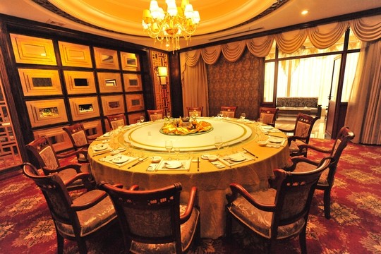 宴會廳 餐桌