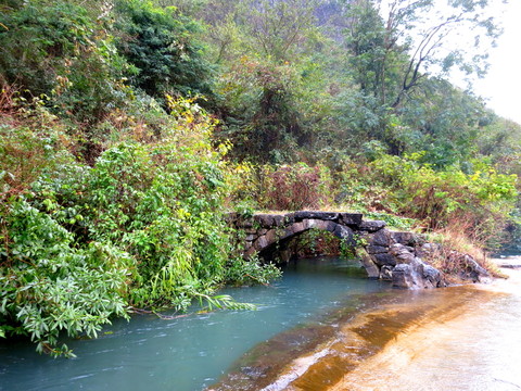 石拱橋