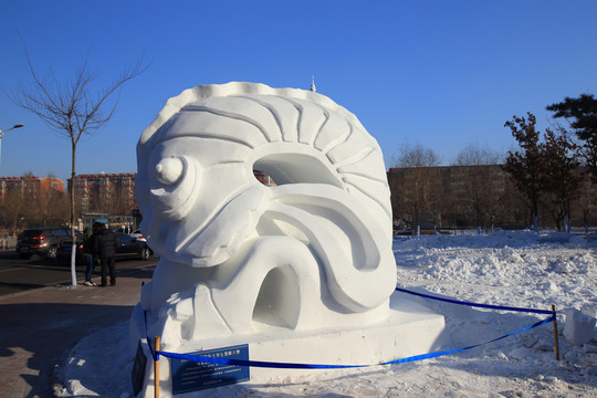 2016 國際大學(xué)生雪雕大賽