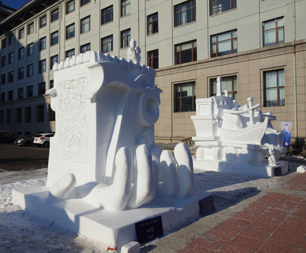 2016 國際大學(xué)生雪雕大賽