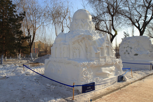 2016 國際大學(xué)生雪雕大賽