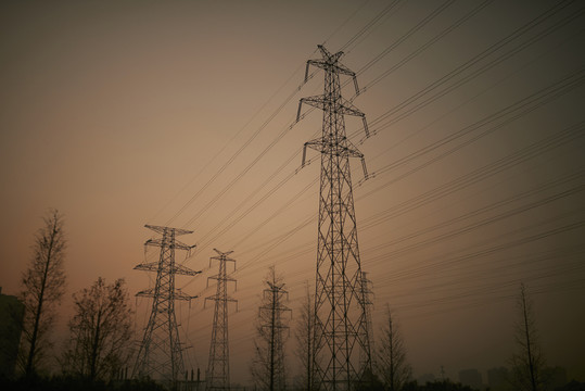 電力塔