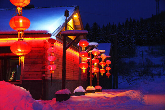 雪鄉(xiāng)夜色 雪鄉(xiāng)紅燈籠