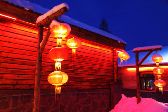 雪鄉(xiāng)夜色 雪鄉(xiāng)紅燈籠