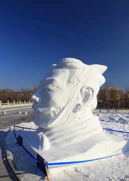 2016國際大學(xué)生雪雕大賽