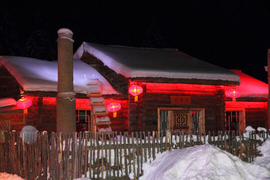 雪鄉(xiāng)夜色