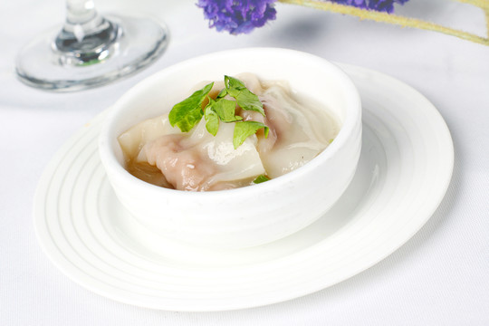 雞湯魚(yú)皮餃