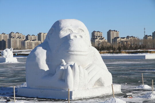雪雕 大猩猩