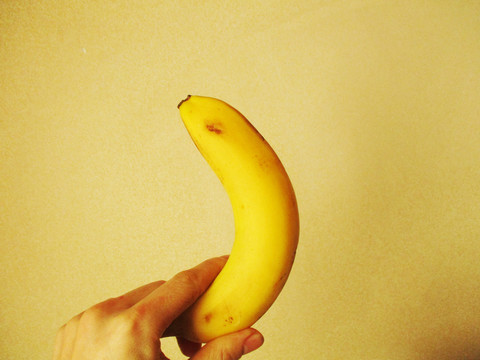 手持香蕉