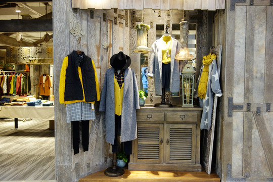 休閑服飾專賣店