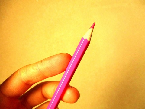 粉色铅笔 手持粉色彩铅