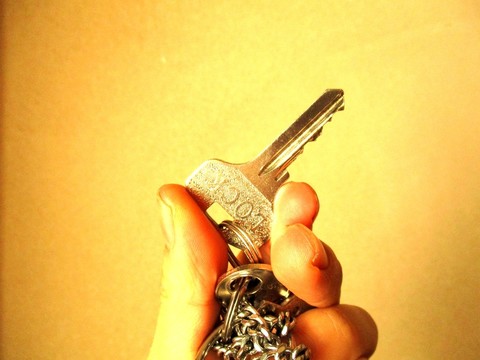 钥匙 手持钥匙 Lock