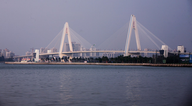 世紀(jì)大橋