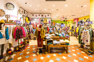 女裝專賣店