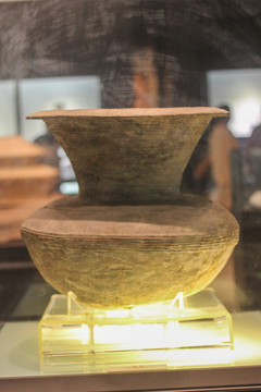 陶尊