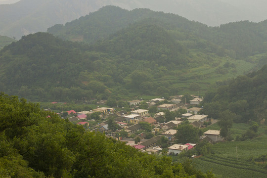 山村
