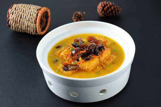 蟲(chóng)草花豆腐