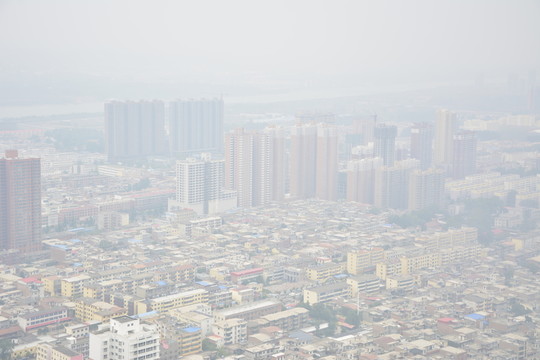 霧霾下的城市