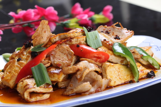 煎豆花回鍋肉
