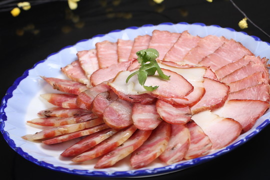 臘肉香腸拼盤