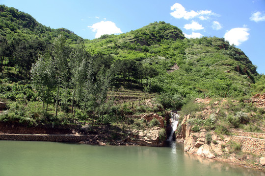 山村