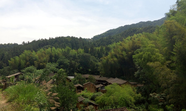 山村
